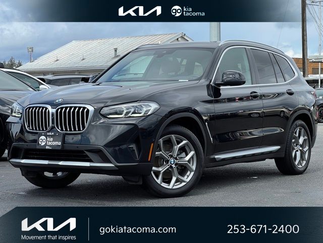 2022 BMW X3 xDrive30i's photo