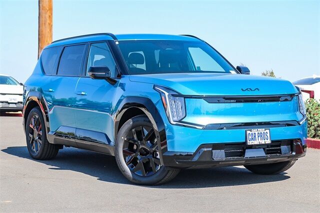 2026 Kia EV9 Land's photo