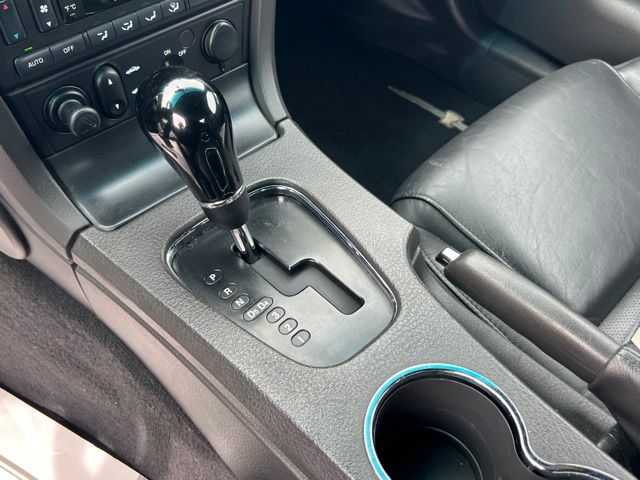 2002 Ford Thunderbird Deluxe - Photo 13