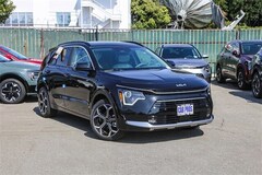 2025 Kia Niro EX Touring SUV
