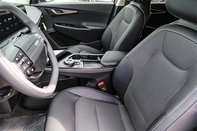2025 Kia EV6 Light L/R - Photo 15