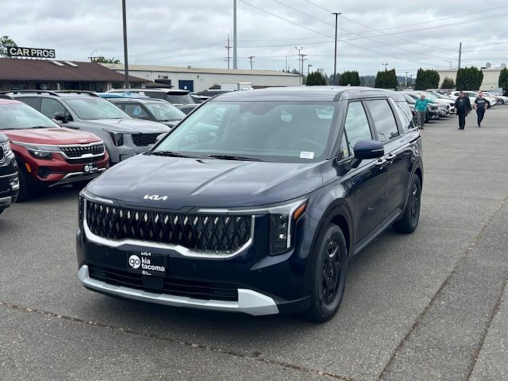 New 2026 Kia Carnival LXS Van Passenger Van