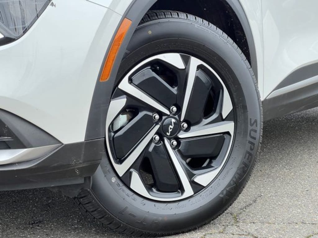 Certified 2023 Kia Sportage Hybrid LX SUV