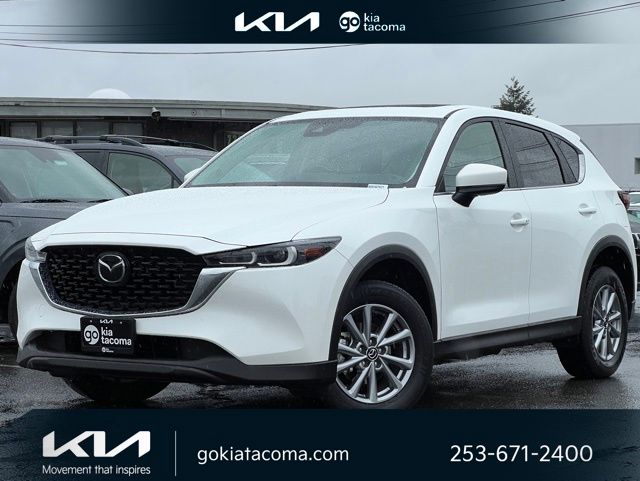 2022 Mazda CX-5 S Preferred package Auto AWD's photo