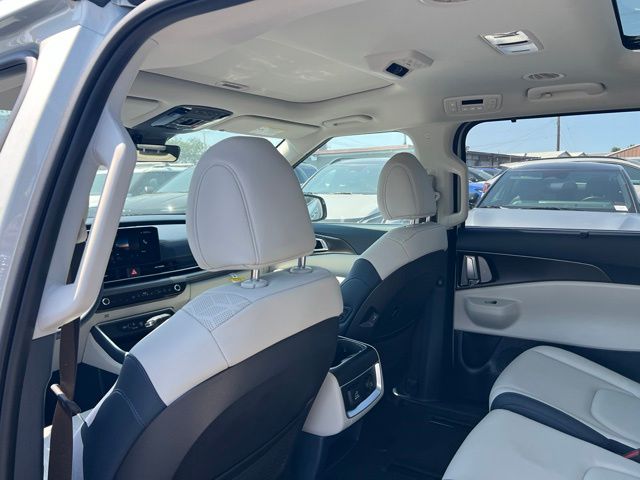 2026 Kia Carnival SX - Photo 12