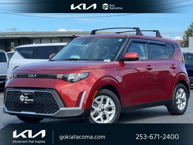 2023 Kia Soul 2.0L S IVT's photo