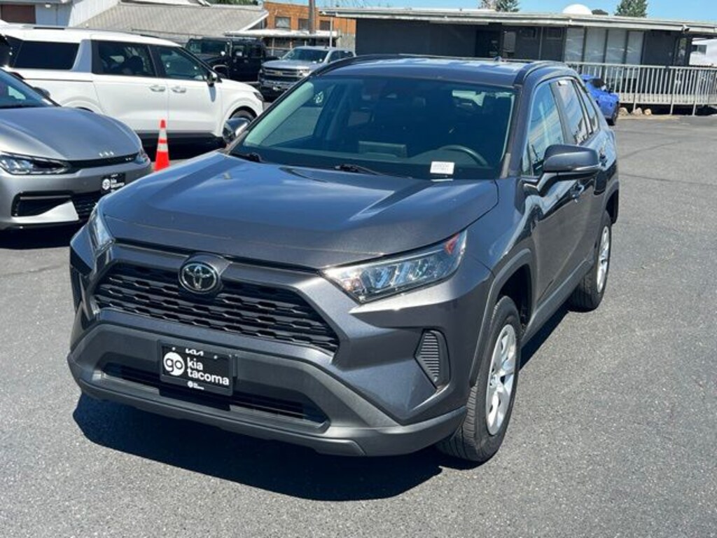 Used 2020 Toyota RAV4 LE SUV