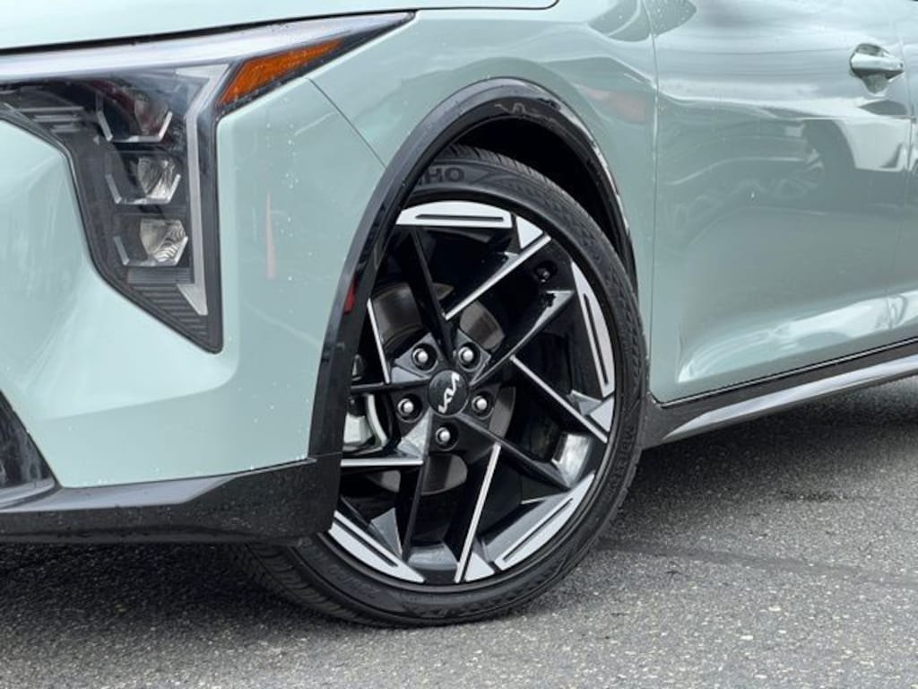 Certified 2025 Kia K4 GT-Line Sedan