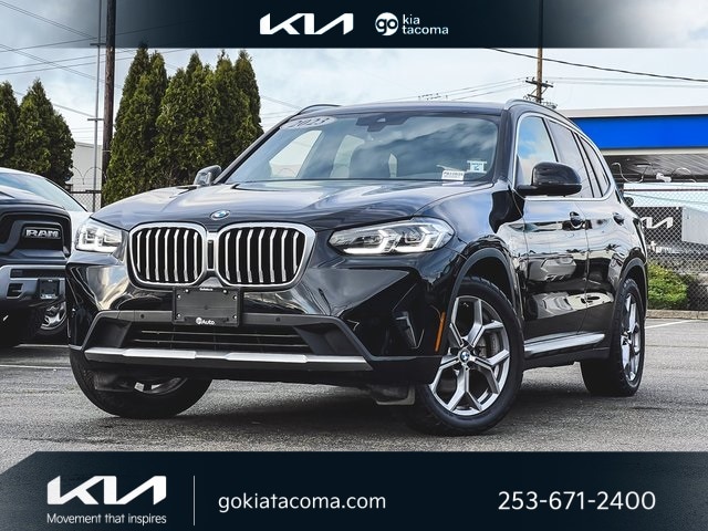 2023 BMW X3 30i's photo
