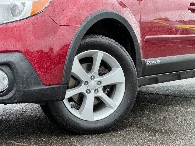 Used 2014 Subaru Outback 2.5i Premium with VIN 4S4BRBCCXE3238813 for sale in Tacoma, WA
