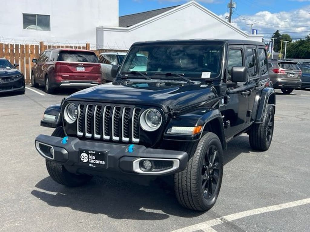 Used 2023 Jeep Wrangler 4xe Sahara SUV