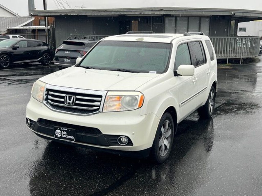 Used 2012 Honda Pilot Touring w/RES/Navi 4WD SUV