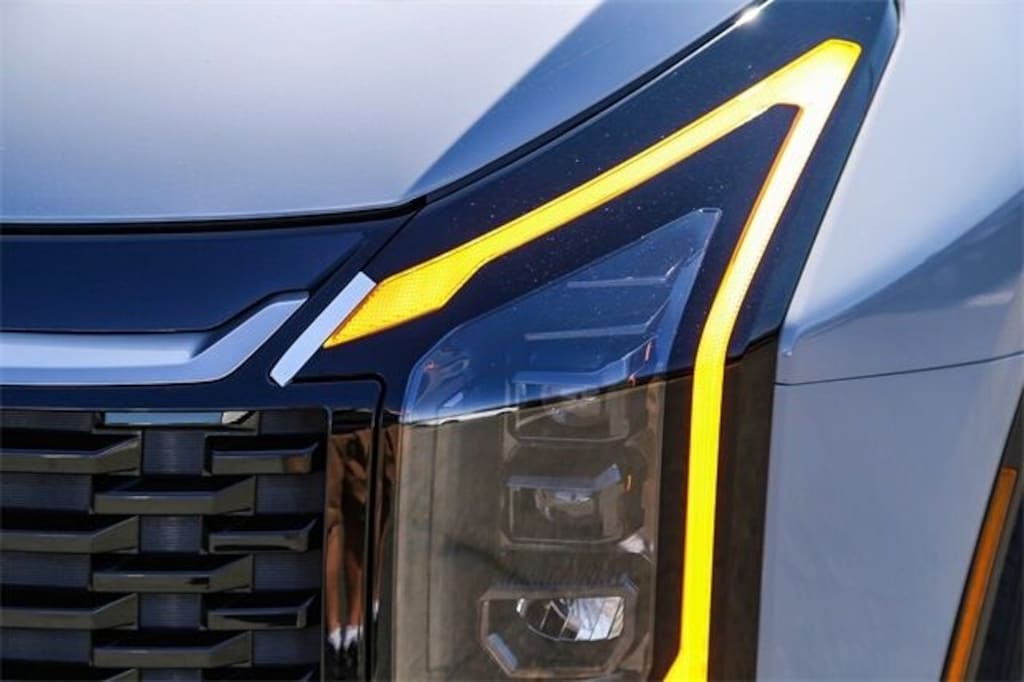 New 2026 Kia Sportage Hybrid EX SUV