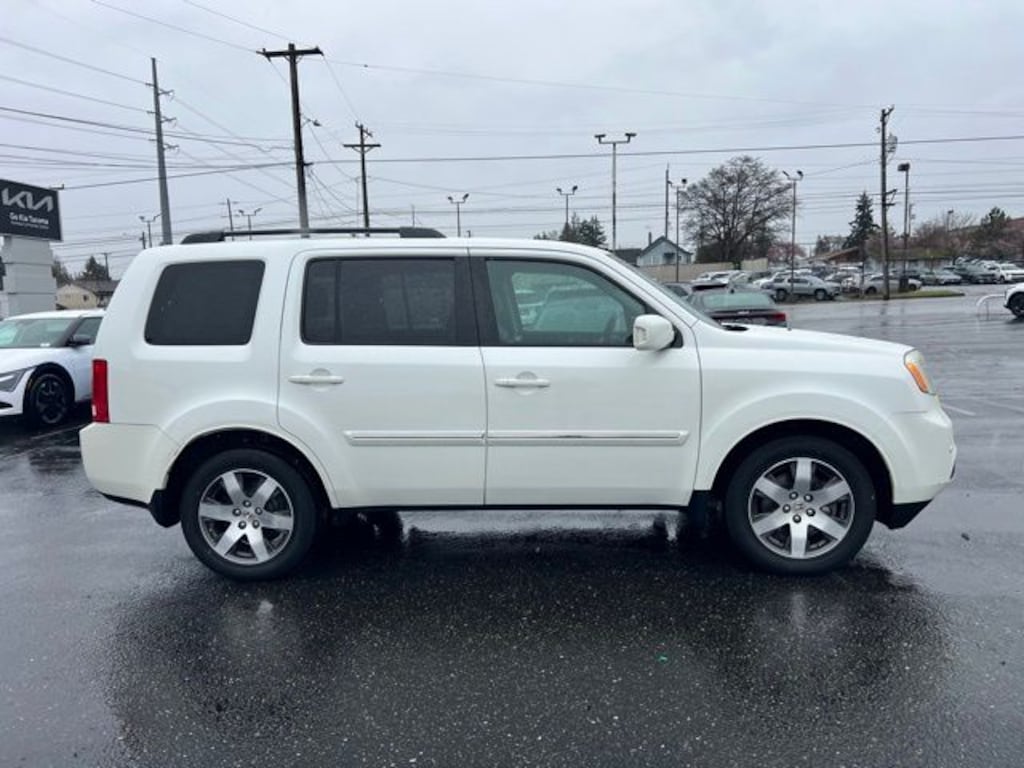 Used 2012 Honda Pilot Touring w/RES/Navi 4WD SUV
