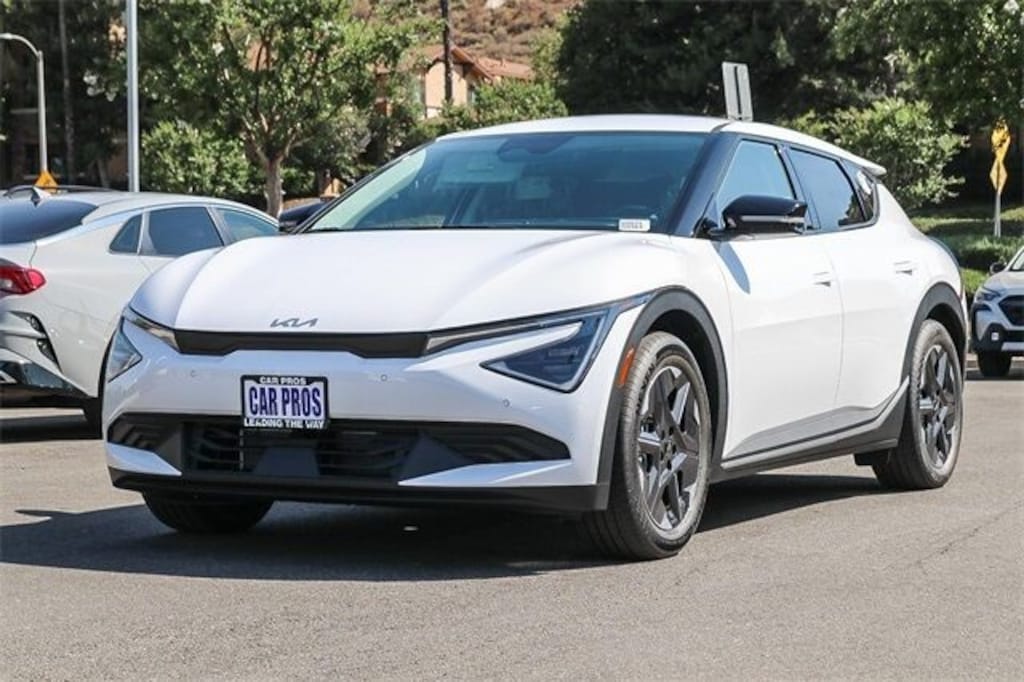 New 2025 Kia EV6 Light SUV