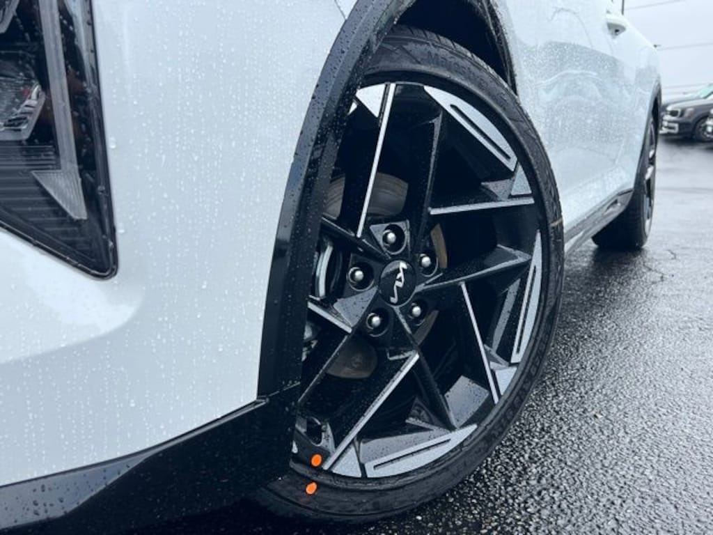 New 2025 Kia K4 GT-Line Sedan