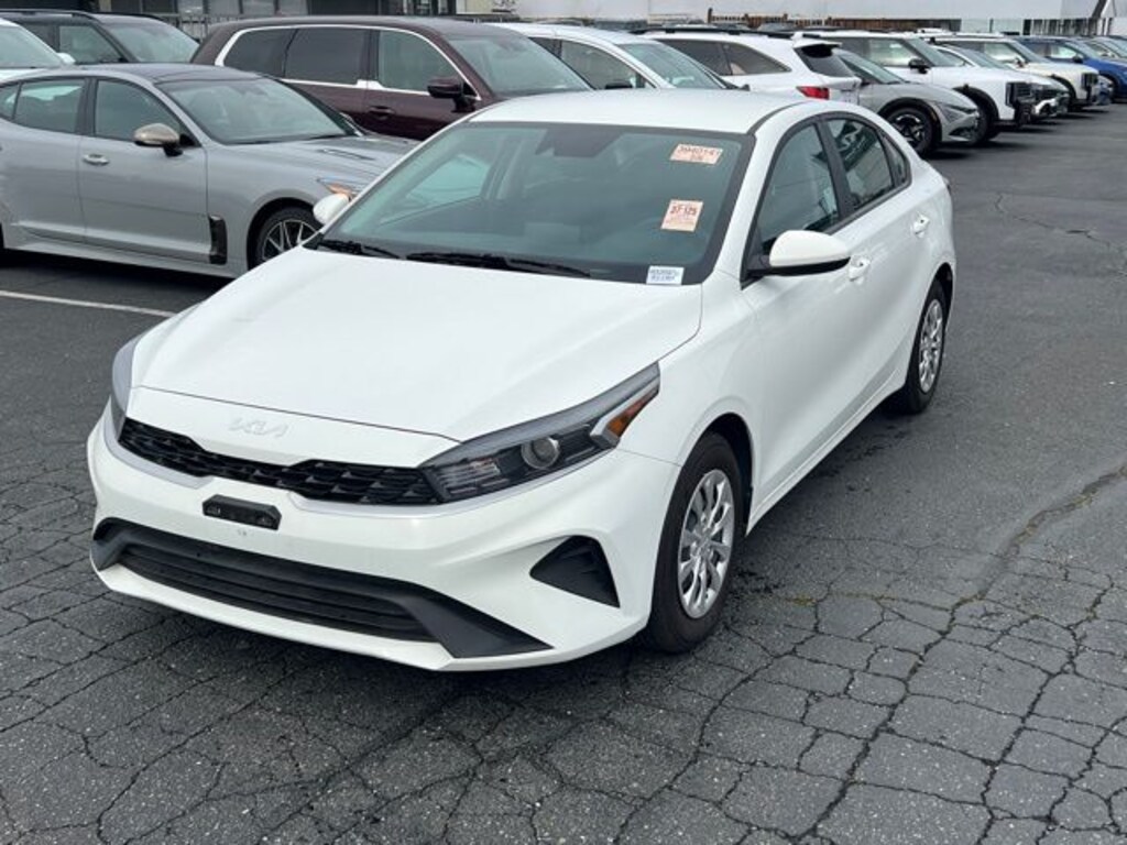 Used 2024 Kia Forte LX Sedan