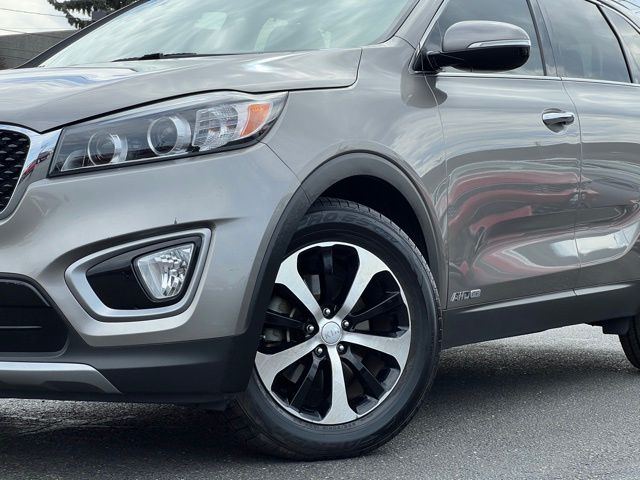 Used 2016 Kia Sorento EX with VIN 5XYPHDA50GG112066 for sale in Tacoma, WA