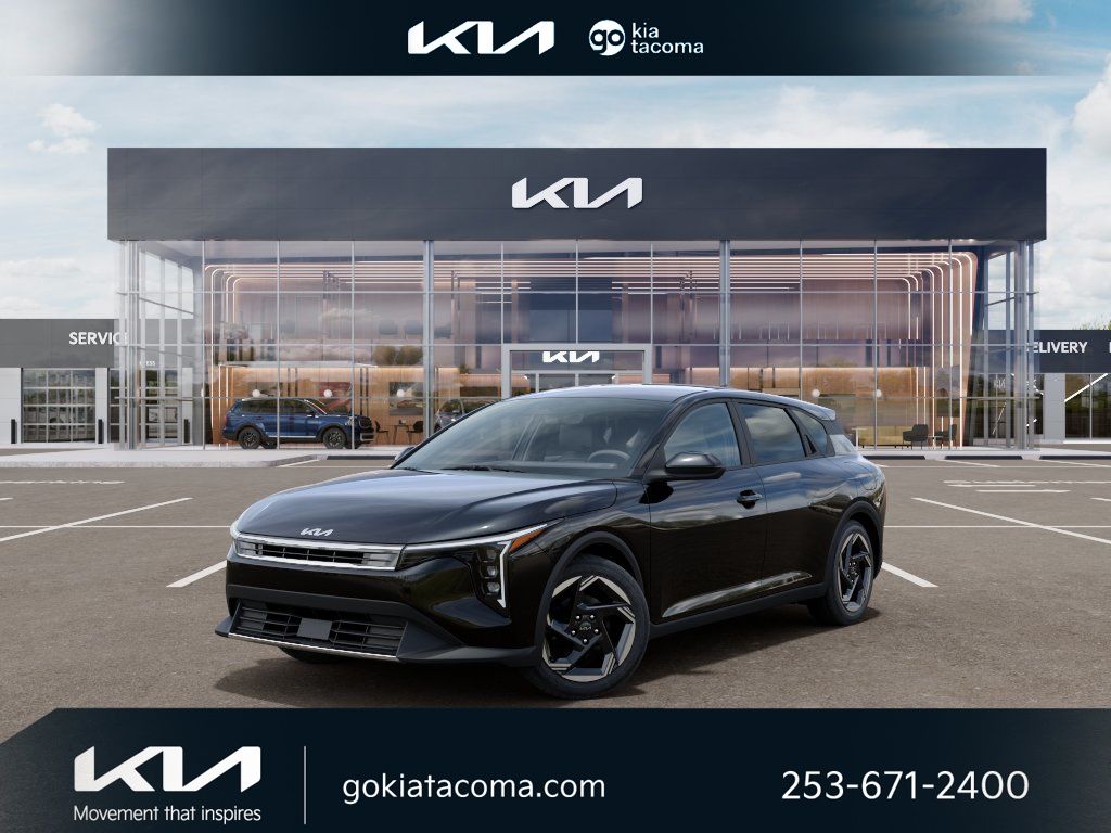 2026 Kia K4 EX AT Hatchback's photo