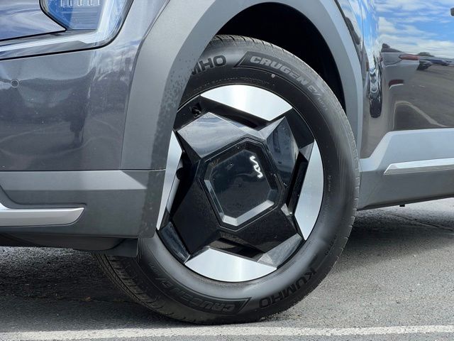 Certified 2024 Kia Ev9 Wind with VIN KNDAFFS55R6039756 for sale in Tacoma, WA