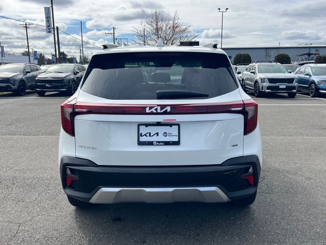 2026 Kia Seltos EX - Photo 8