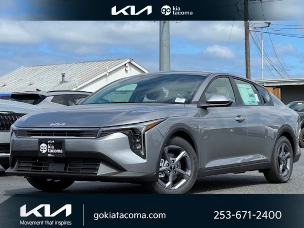 New 2026 Kia K4 LXS Sedan