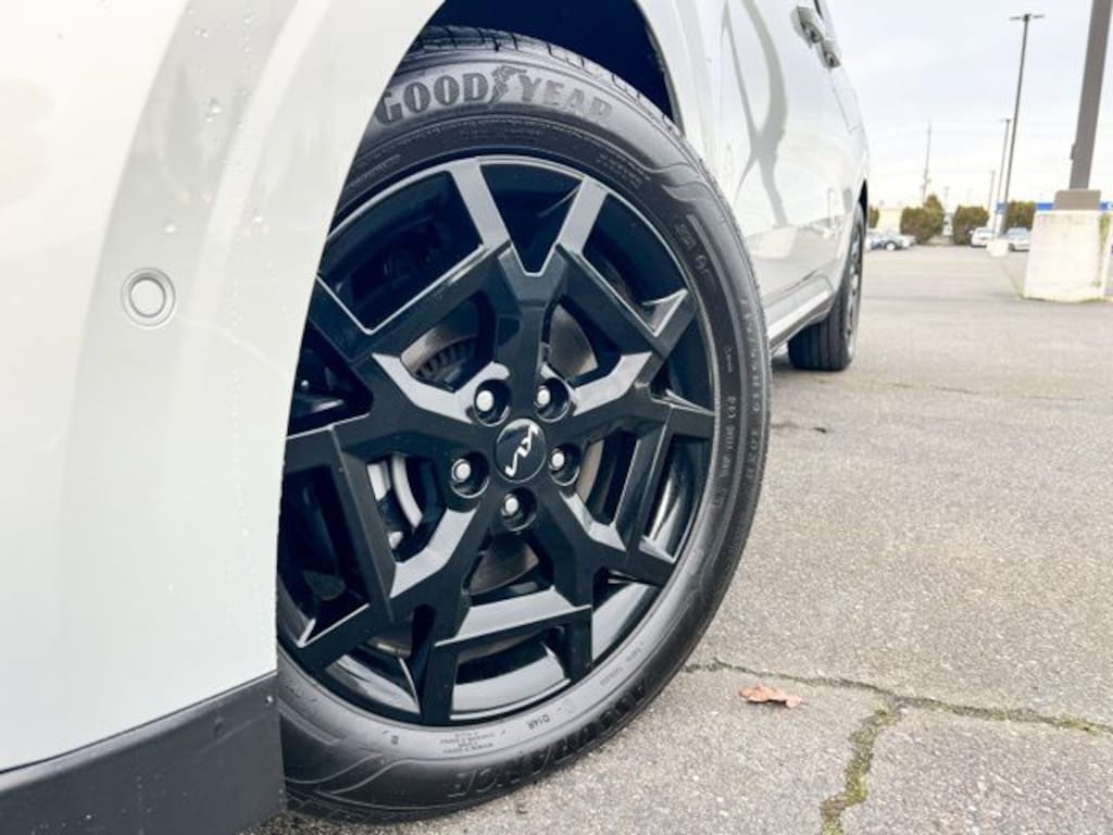 Certified 2025 Kia Carnival SX Van Passenger Van