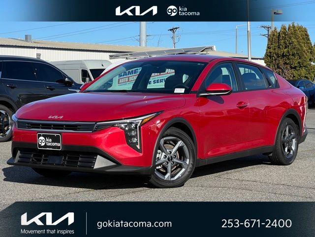 2025 Kia K4 LXS