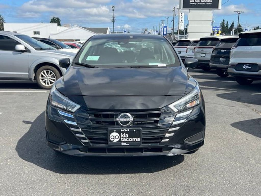 Used 2025 Nissan Versa 1.6 S Sedan