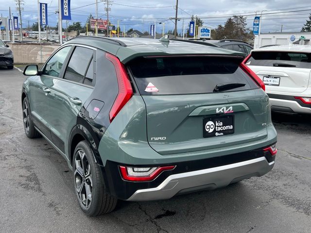 2025 Kia Niro SX Touring - Photo 8