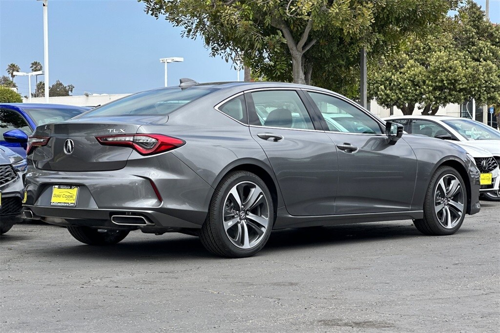 2025 Acura TLX Technology photo 3