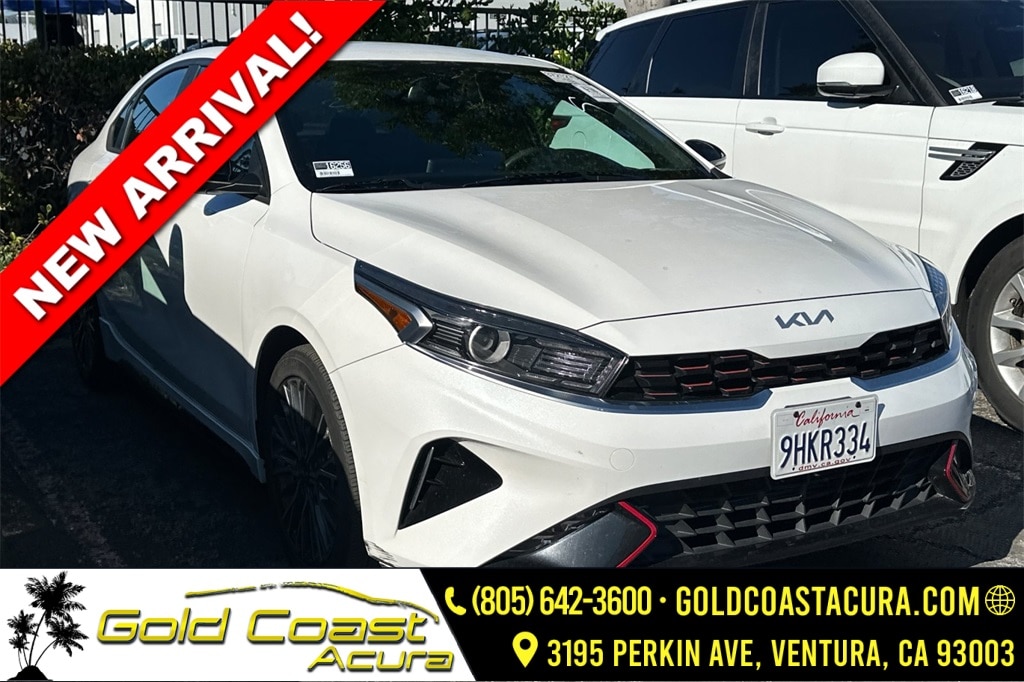 2023 Kia Forte GT-Line's photo