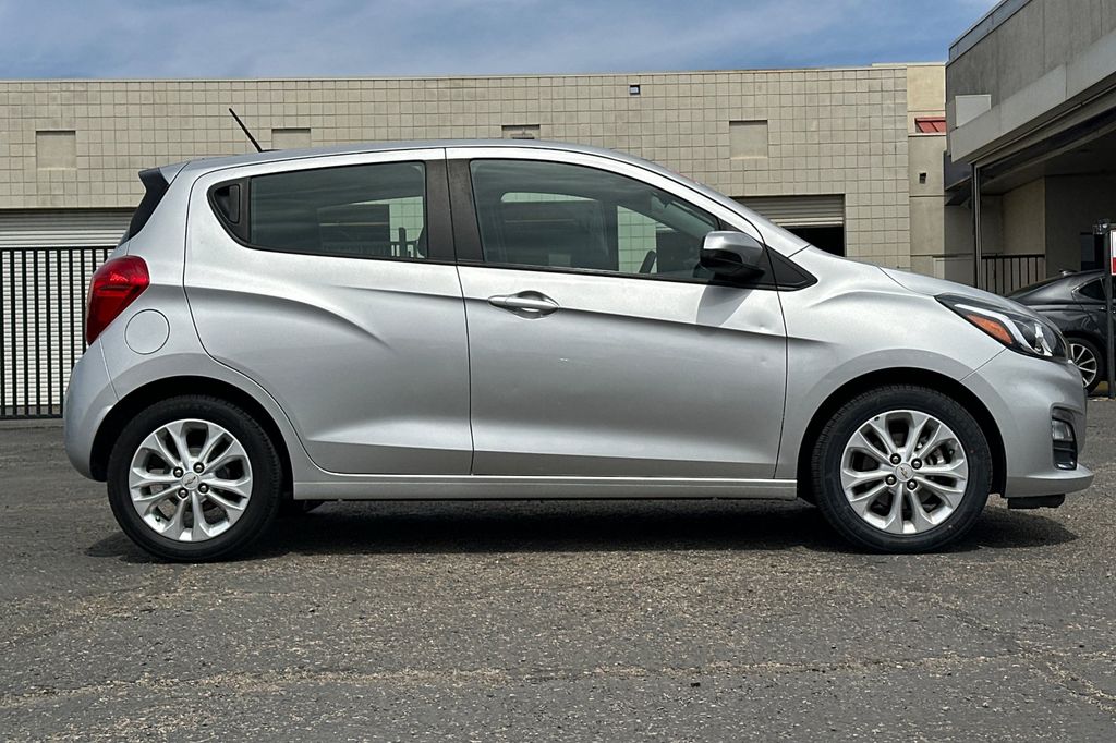 2022 Chevrolet Spark LT w/1LT CVT photo 3