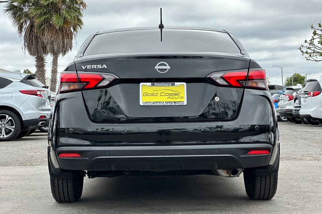 2024 Nissan Versa 1.6 S photo 5
