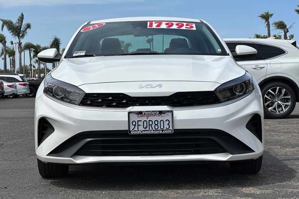 2023 Kia Forte LXS photo 6