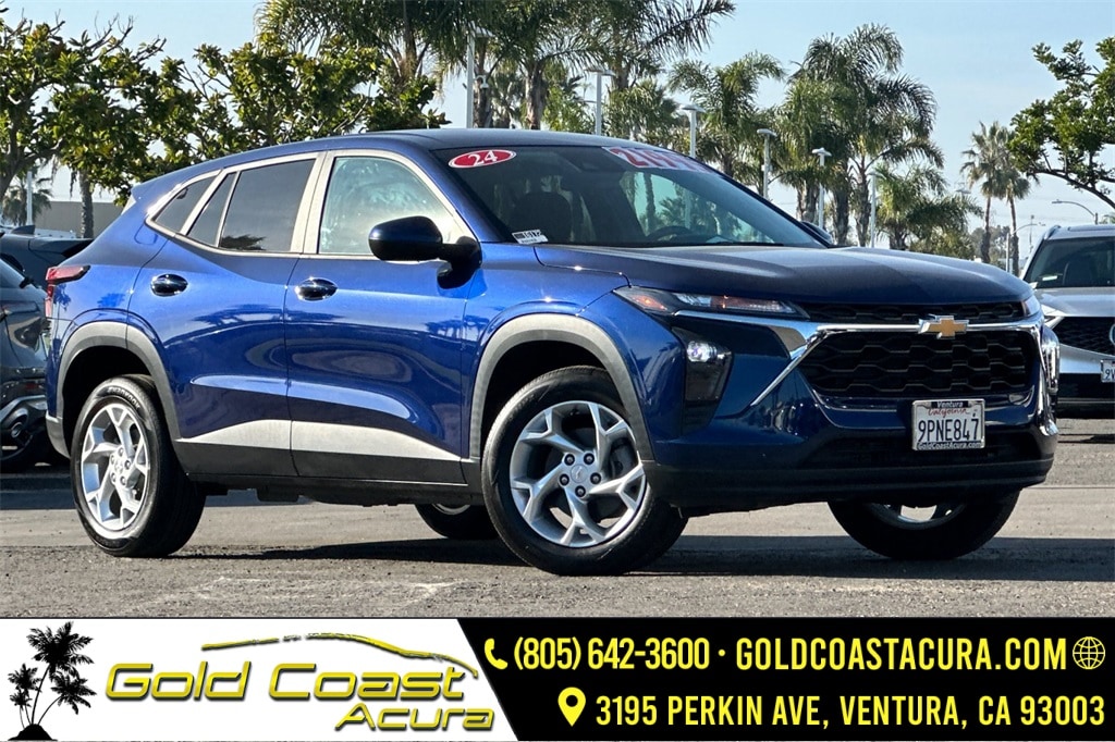 2024 Chevrolet Trax LS's photo