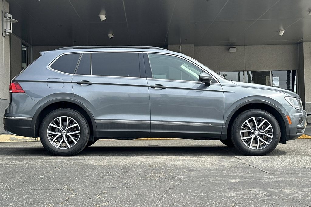 2020 Volkswagen Tiguan 2.0T SE photo 3