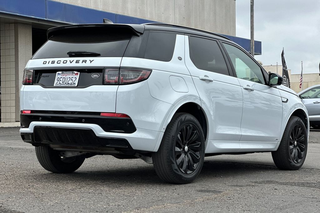 2021 Land Rover Discovery Sport S R-Dynamic photo 4