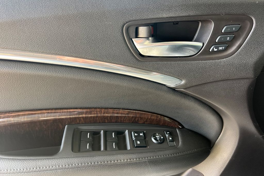 2017 Acura MDX V6 photo 3