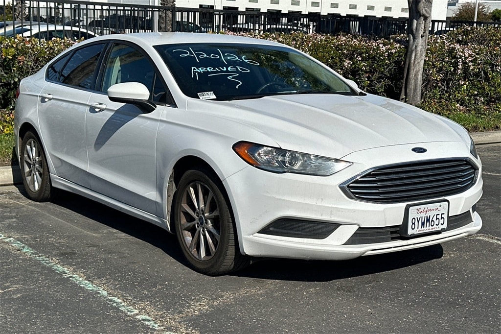 Used 2017 Ford Fusion SE with VIN 3FA6P0H77HR160109 for sale in Ventura, CA