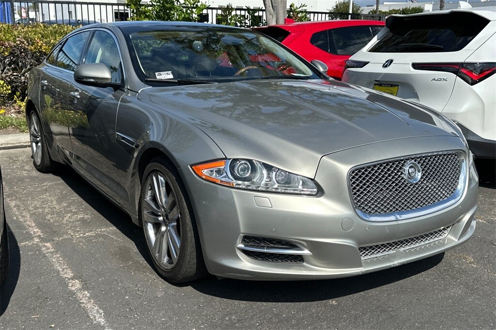 2011 Jaguar XJ XJL photo 2