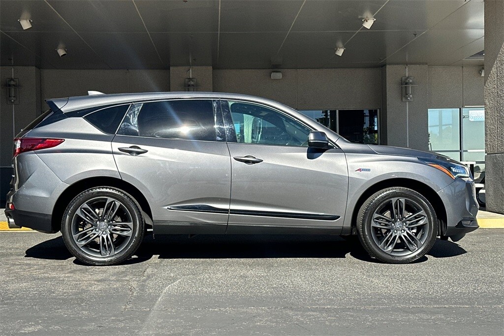 2023 Acura RDX A-Spec photo 3