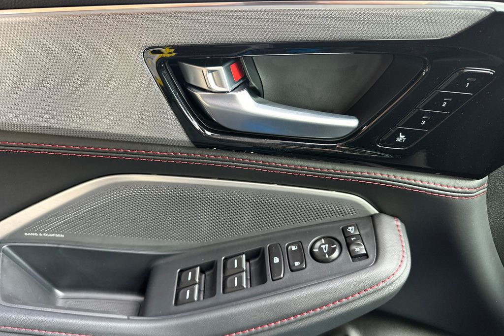 2026 Acura MDX A-Spec Package - Photo 7