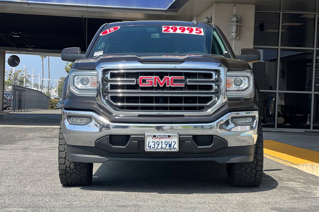 2018 GMC Sierra 1500 SLE photo 6