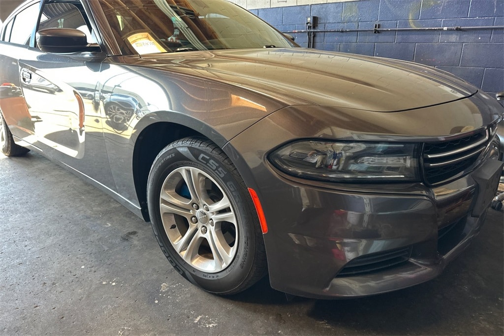 Used 2016 Dodge Charger SE with VIN 2C3CDXBG2GH160587 for sale in Ventura, CA