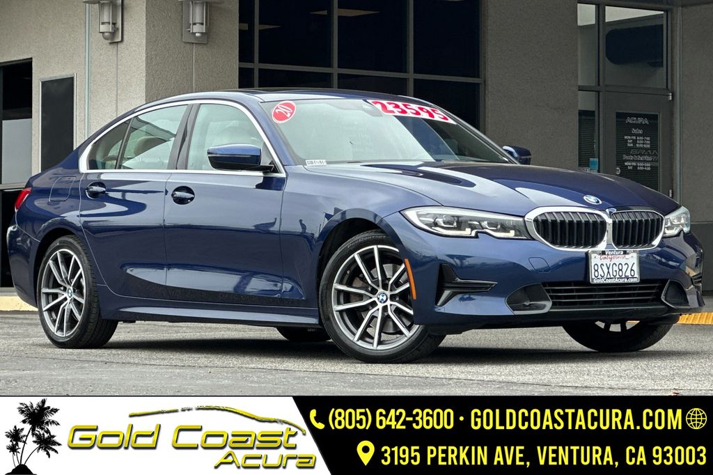2020 BMW 3 Series 330i Sedan's photo