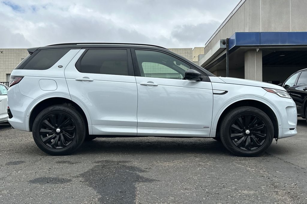 2021 Land Rover Discovery Sport S R-Dynamic photo 3