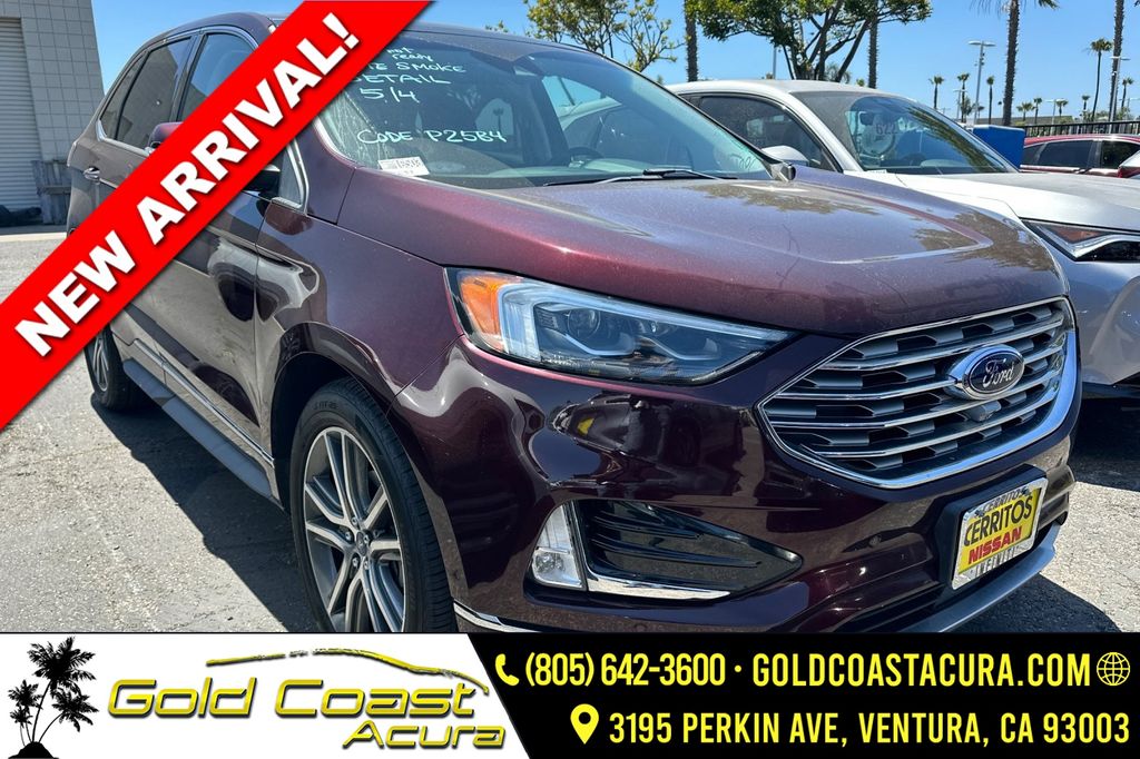 2019 Ford Edge Titanium's photo