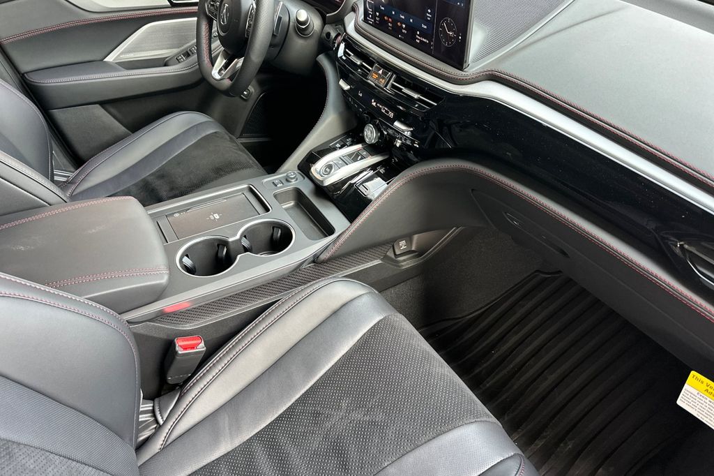 2026 Acura MDX A-Spec Package - Photo 11