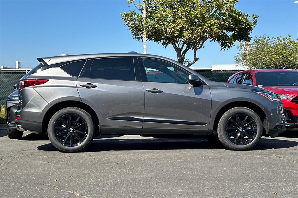 2025 Acura RDX photo 2